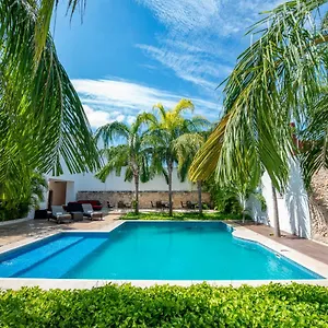 Embajadores Merida